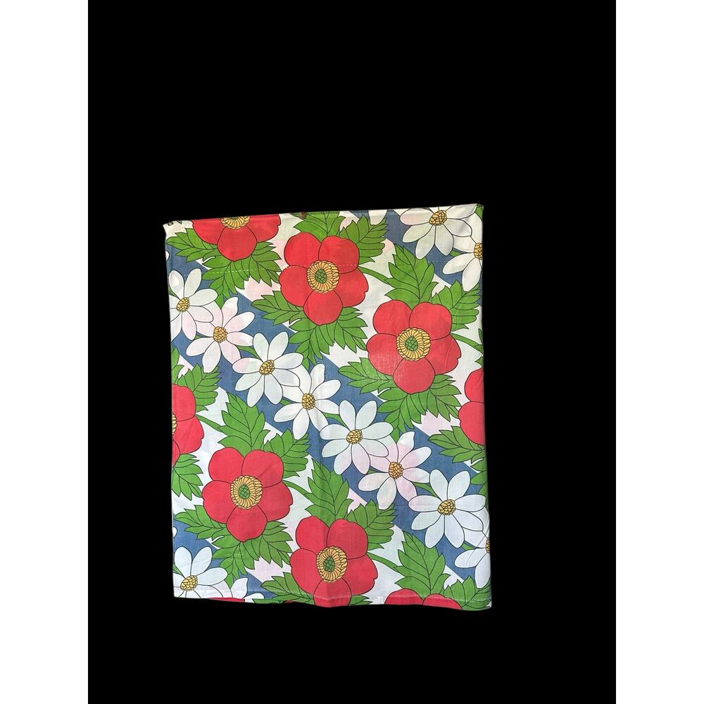 Vintage Stevens Utica floral sheet remnant fabric panel